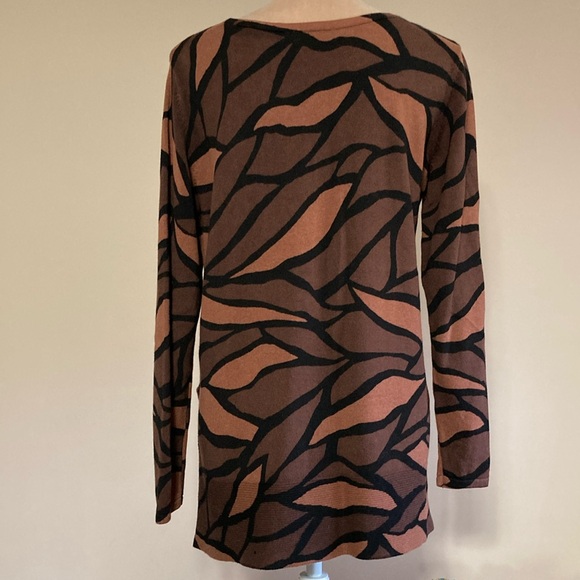 Belle by Kim Gravel Brown and Black Abstract Long Sleeve Scoop Neck Sweater - Picture 2 of 7